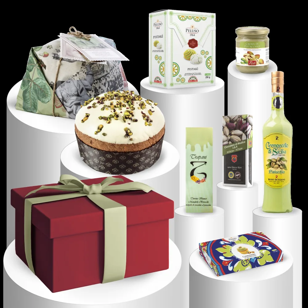 Composizione Sicilus a tema pistacchio con panettone al pistacchio, crema di pistacchio di Bronte, cremoncello e cioccolato di Modica