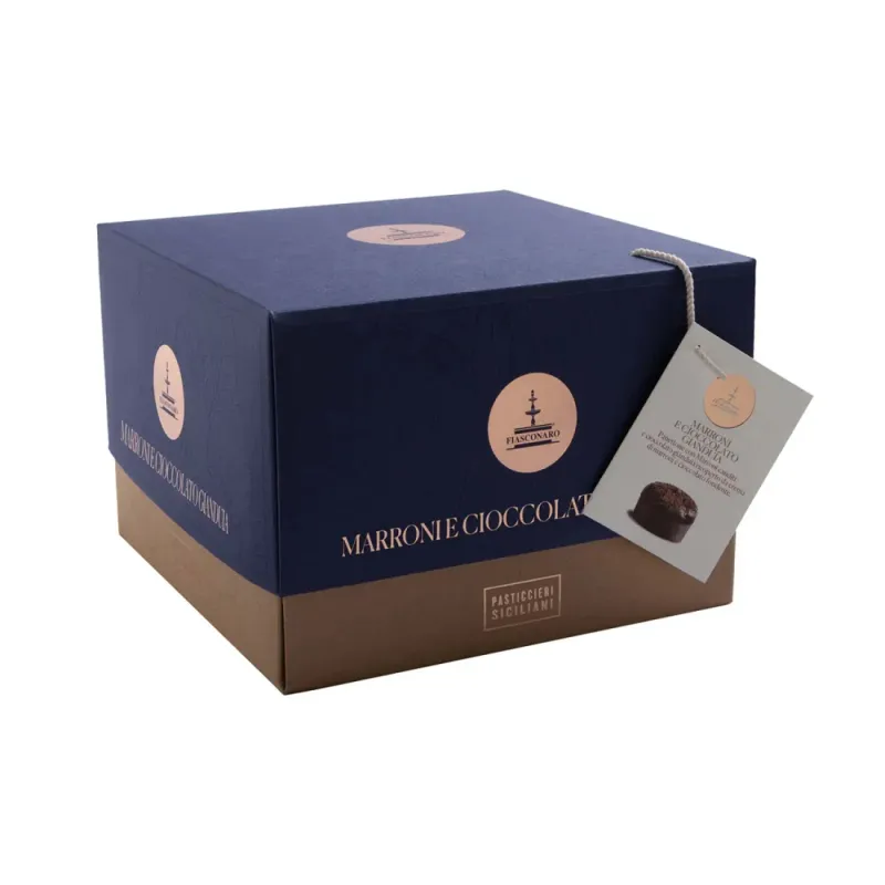 Confezione blu e oro del panettone Fiasconaro